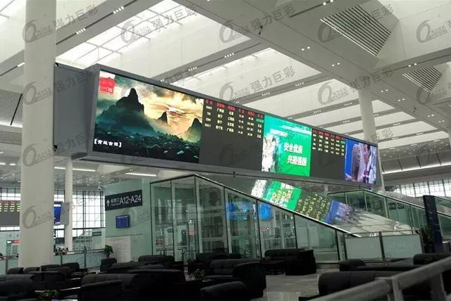 世界那么大，到哪兒都能遇見她
