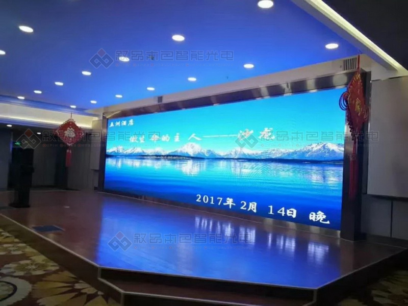 庫(kù)車(chē)五洲大酒店宴會(huì)廳高品質(zhì)P4LED顯示屏圖片